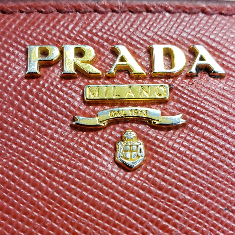 Authentic Prada medium saffiano wallet